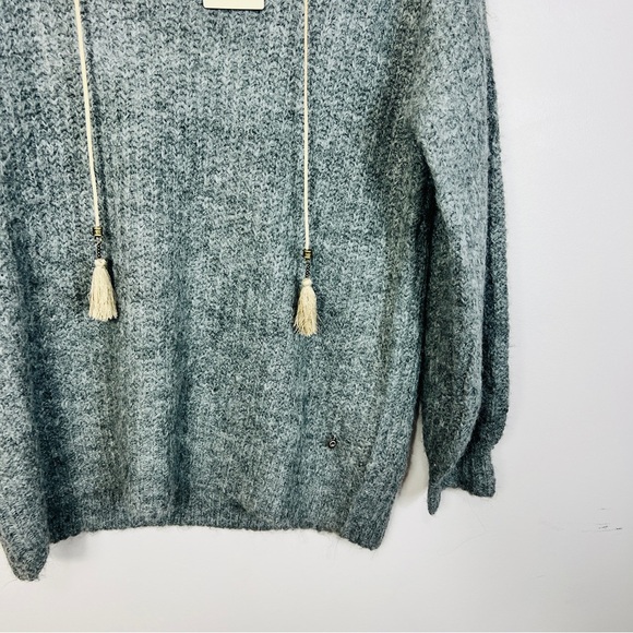 Cream grey Embroidered Knit Pullover Sweater – Oversized Size S - Picture 4 of 13